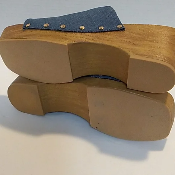 (NWT) DENIM CLOGS - Picture 6 of 8